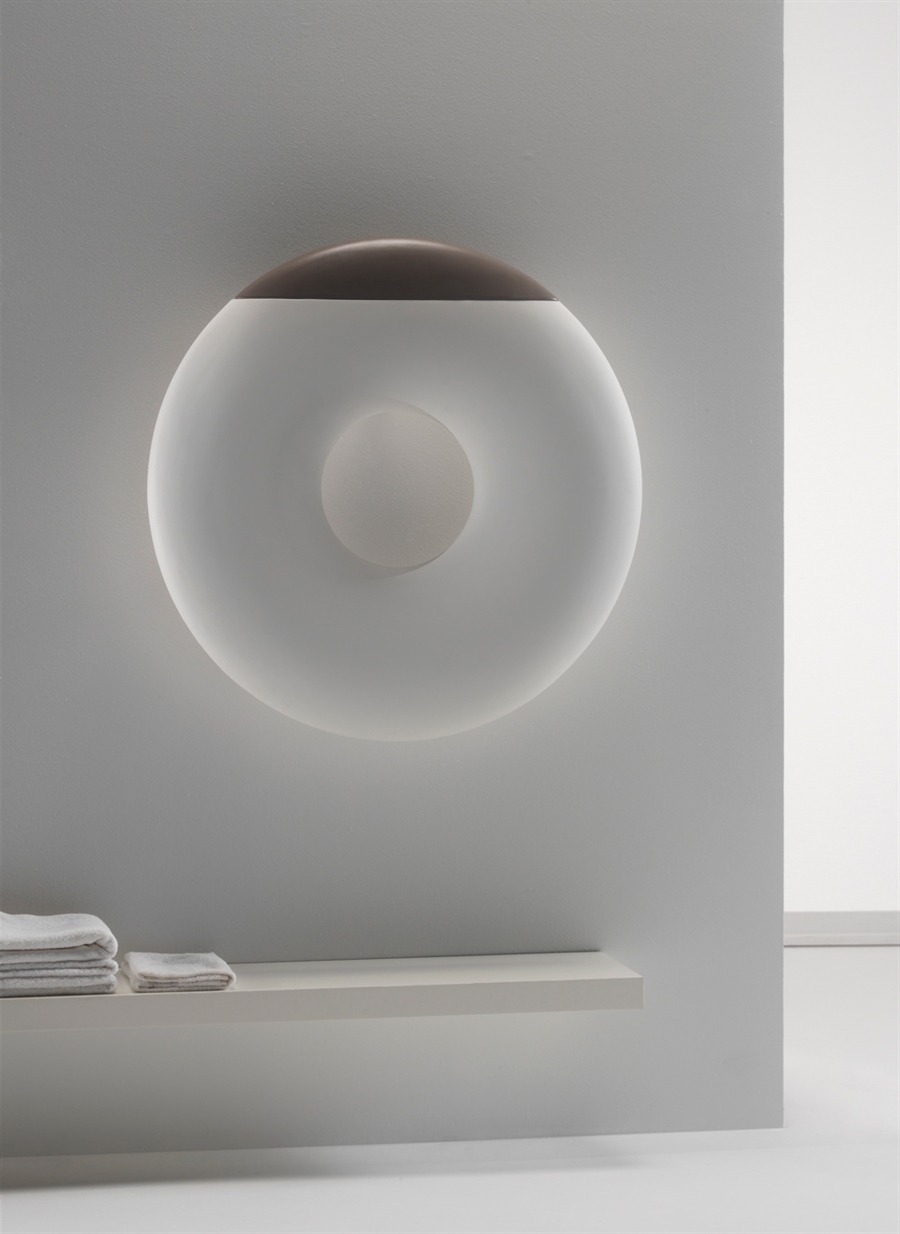 Design radiator Zero By Francesco Lucchese